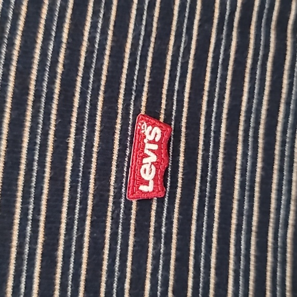 Levi's Women's size M Long Sleeve - Picture 3 of 3